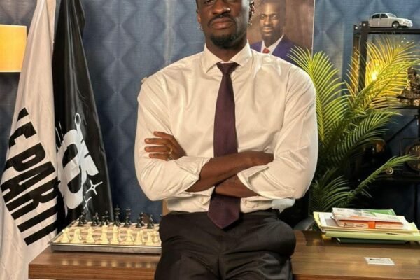 SUSPECT 95 Frappe Fort avec “LE PARTI 2” : Un Cri du Cœur pour une Côte d’Ivoire Unie et en Paix