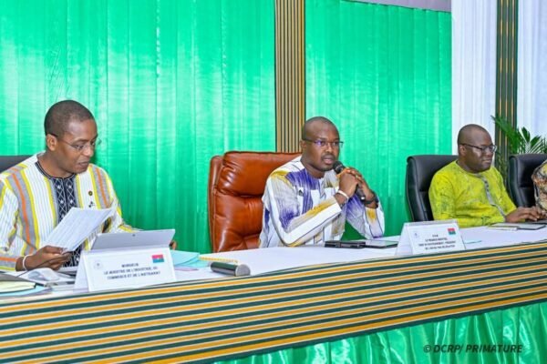 Économie burkinabè : 21 sociétés d’État franchissent la barre des 3 000 milliards FCFA de chiffre d’affaires en 2024
