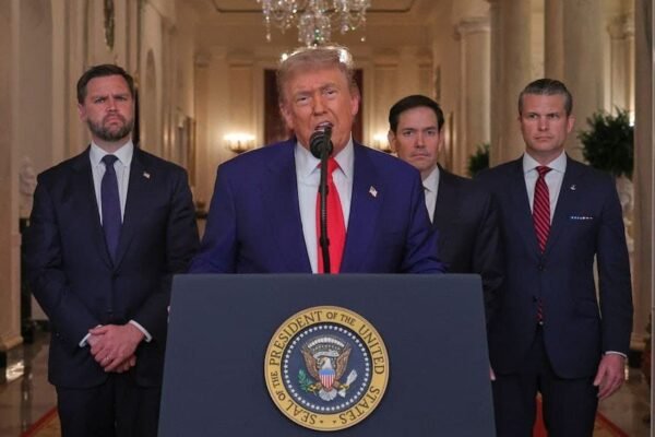 Trump revendique des « dommages monumentaux » en Iran et évoque un changement de régime