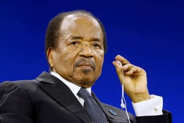 Cameroun : À 92 ans, Paul Biya se lance dans la course présidentielle de 2025