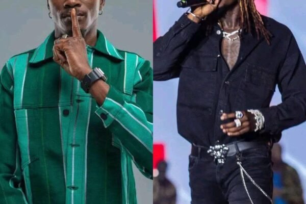 Clash à haute tension : Debordo Leekunfa attaque Himra et qualifie sa musique de sorcellerie travaillée