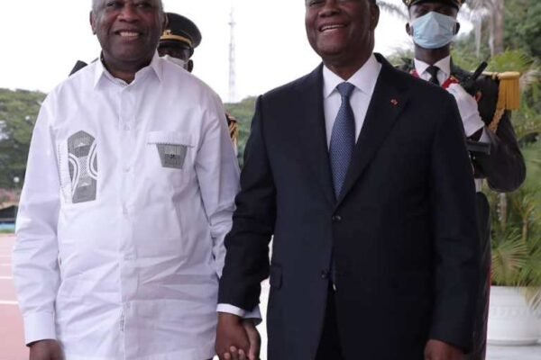Côte d’Ivoire : Alassane Ouattara et Laurent Gbagbo renouent enfin le dialogue direct, à trois mois de la présidentielle